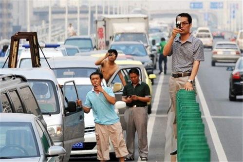 船湾吃瓜群众事件真相,真相与反思